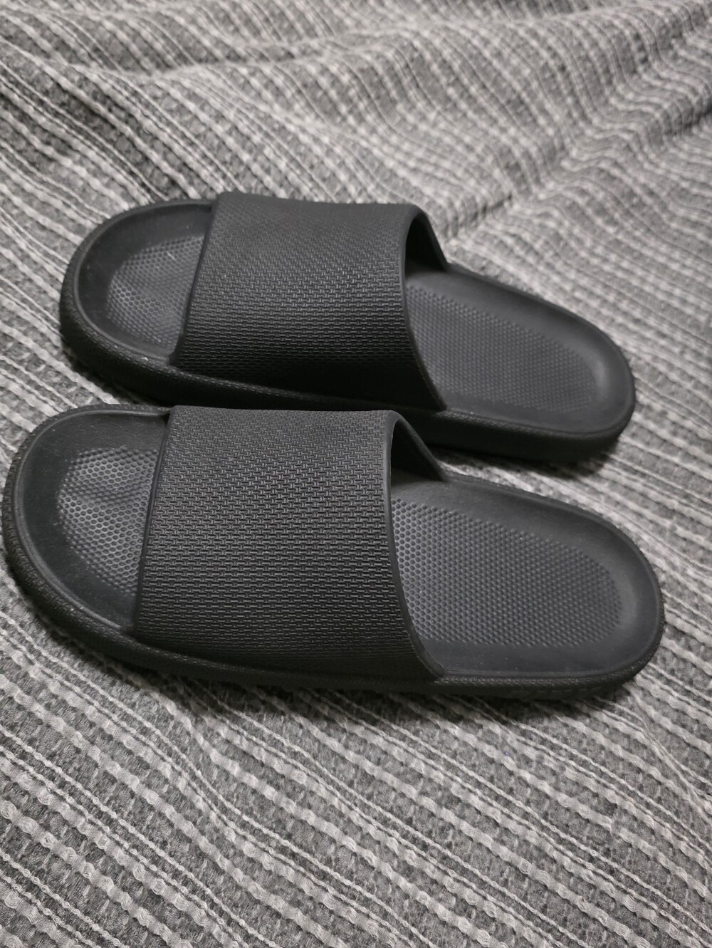 Victoria's Secret PINK Black CLOUD Slides LARGE 9/10 LIKE NEW